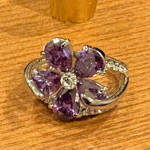 Elegant Purple Gemstone Flower Ring